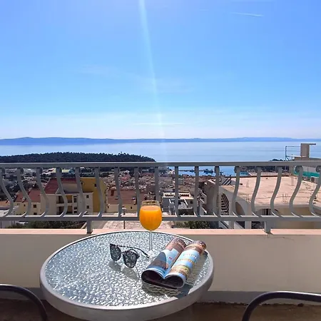 Ella Apartament Makarska