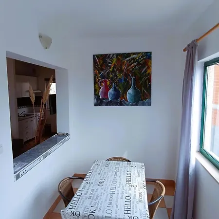 Ella Apartment *