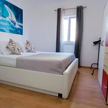 Ella Apartment Makarska