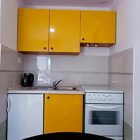 Ella * Makarska